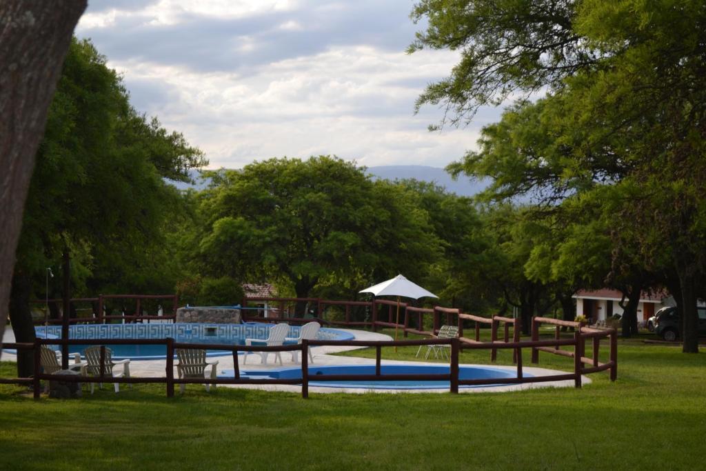 Cabañas Los Algarrobos Villa General Belgrano Exterior foto